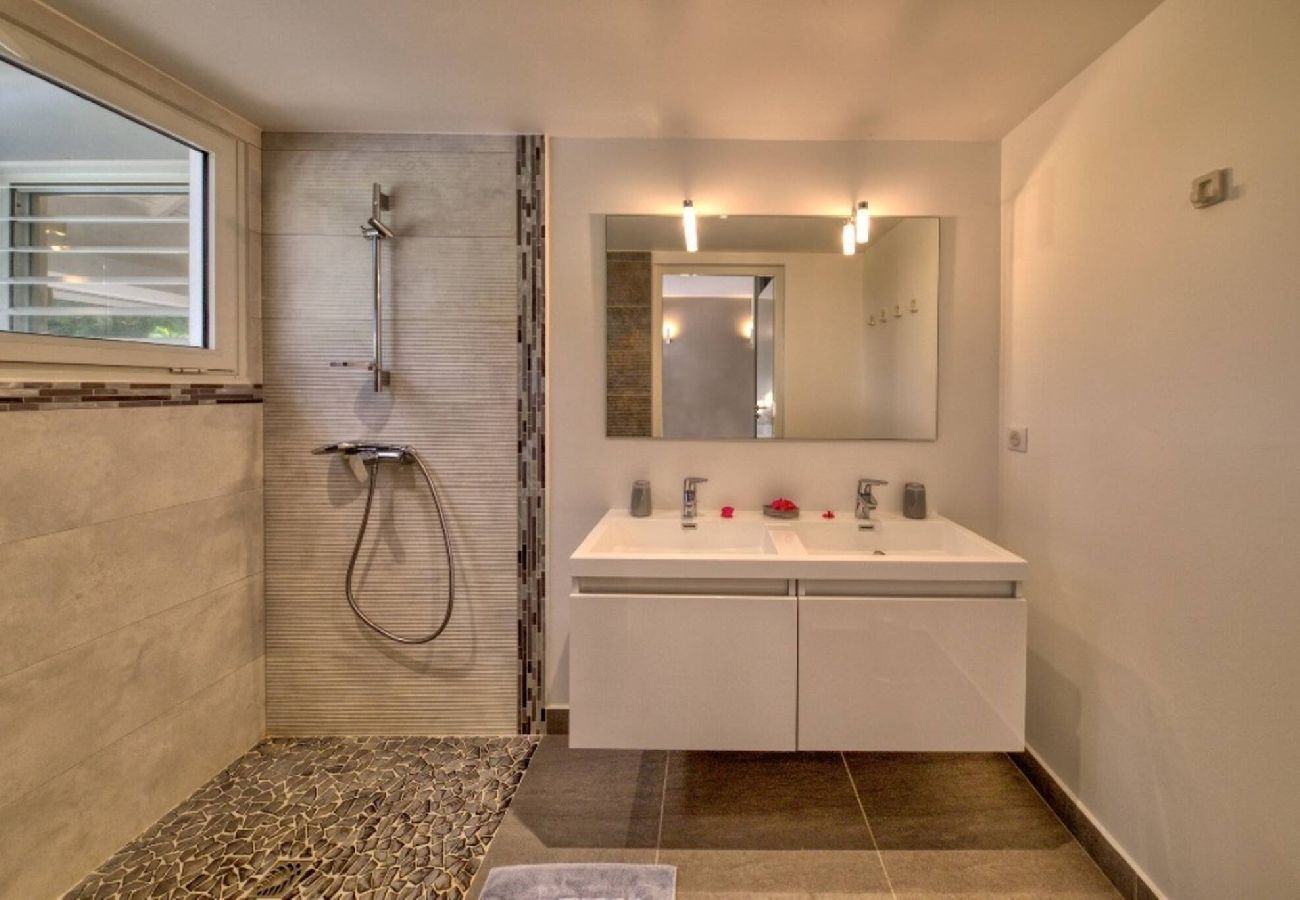 Villa à Saint-François - Villa G187C St François 5 chambres piscine privée