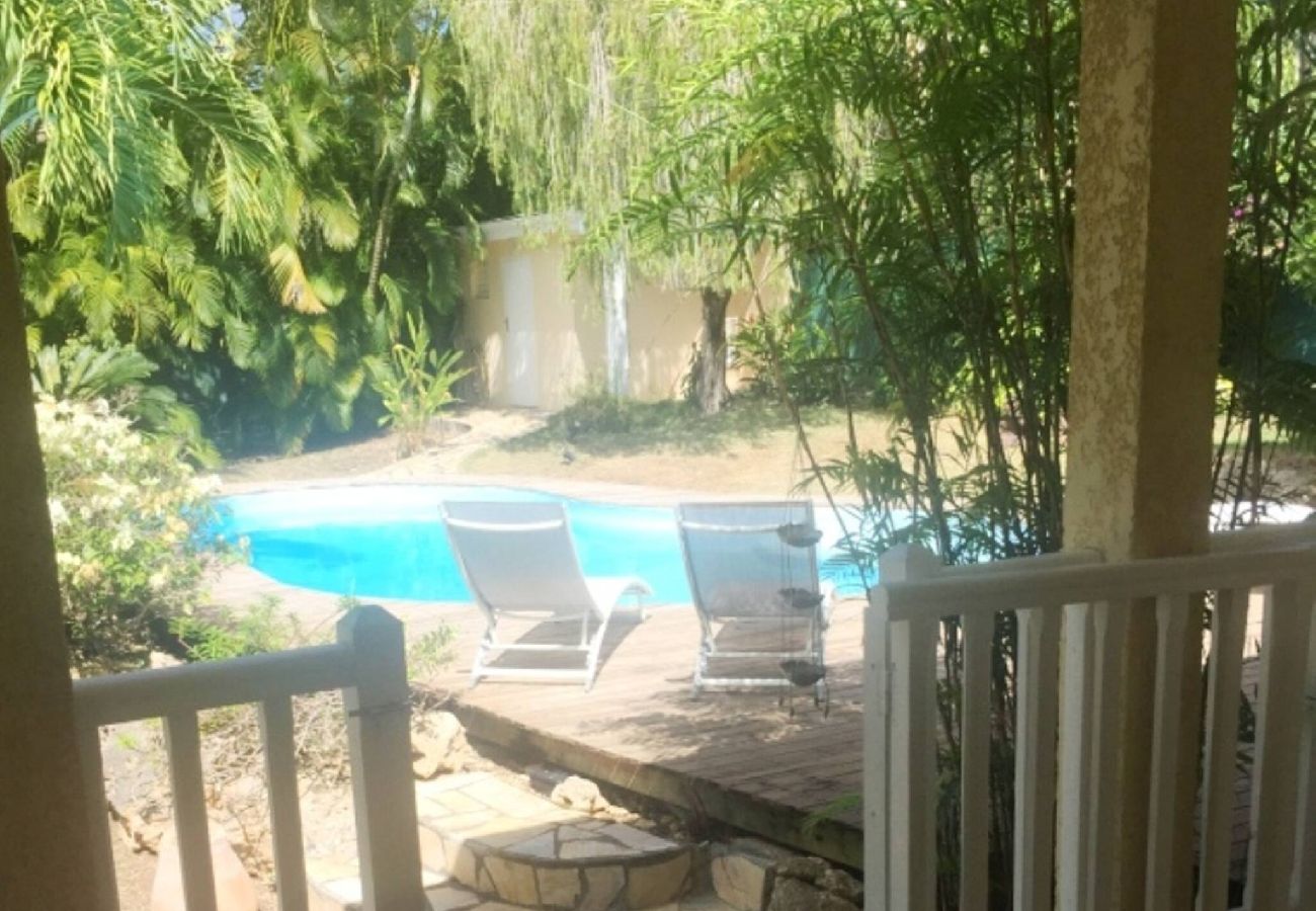 Villa à Sainte-Anne - Villa à Sainte Anne G135D - 3 ch piscine 7 pers
