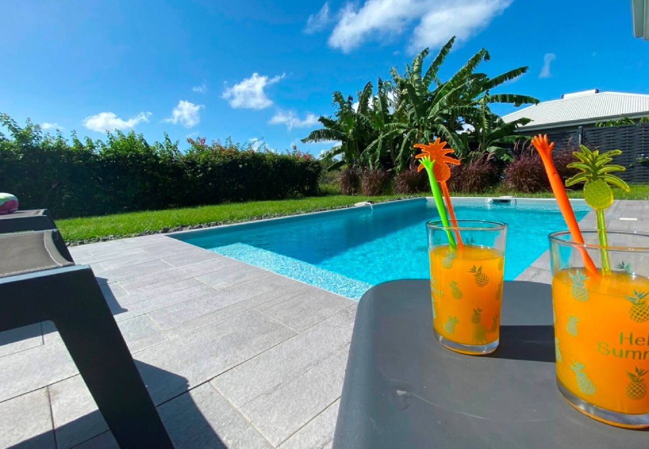 Villa à Le Gosier - Villa Gosier ref G111A 3ch 6 pers piscine