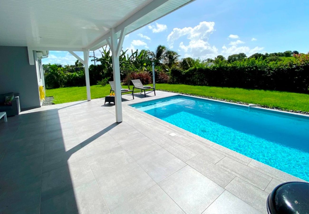 Villa à Le Gosier - Villa Gosier ref G111A 3ch 6 pers piscine