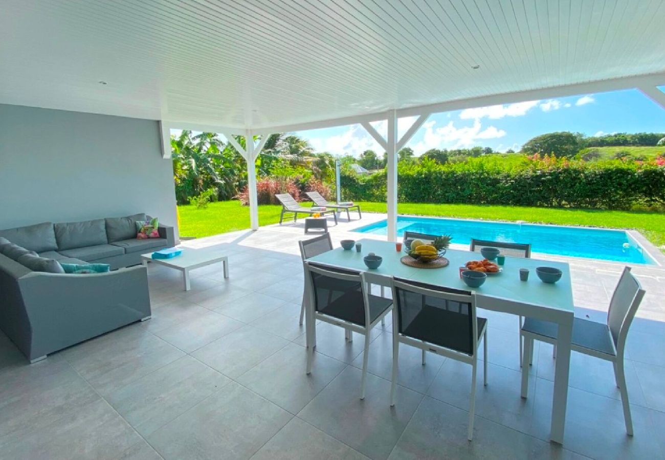 Villa à Le Gosier - Villa Gosier ref G111A 3ch 6 pers piscine