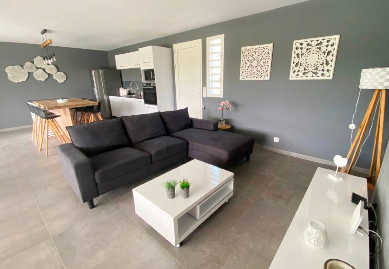 Villa à Le Gosier - Villa Gosier ref G111A 3ch 6 pers piscine