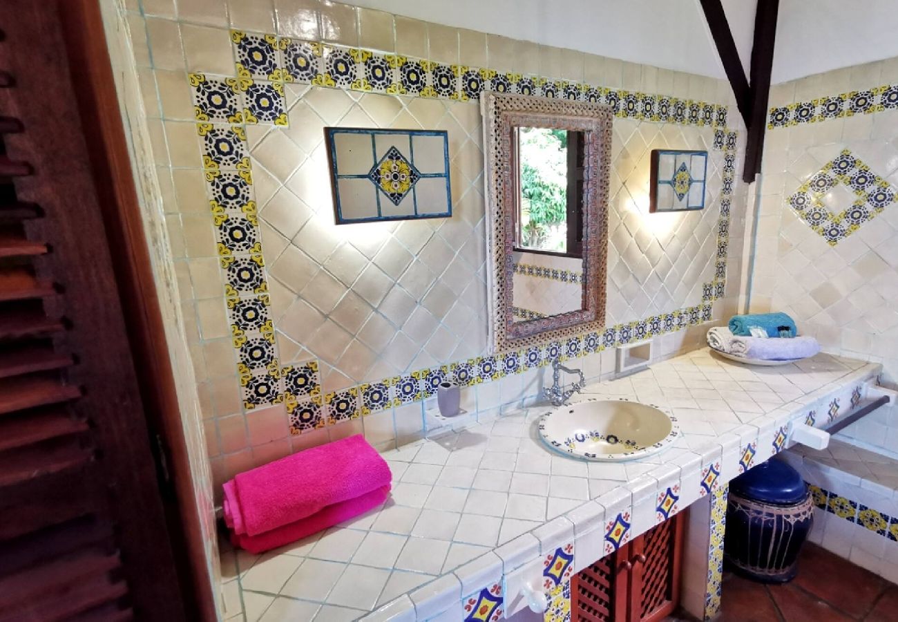 Villa à Deshaies - Villa à Deshaies G199 vue mer 11 pers piscine