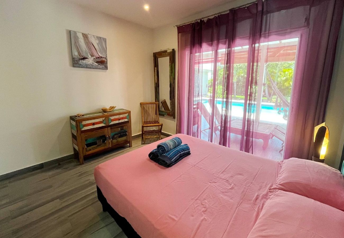 Villa à Saint-François - Villa à Saint François G043B - 4 chambres piscine