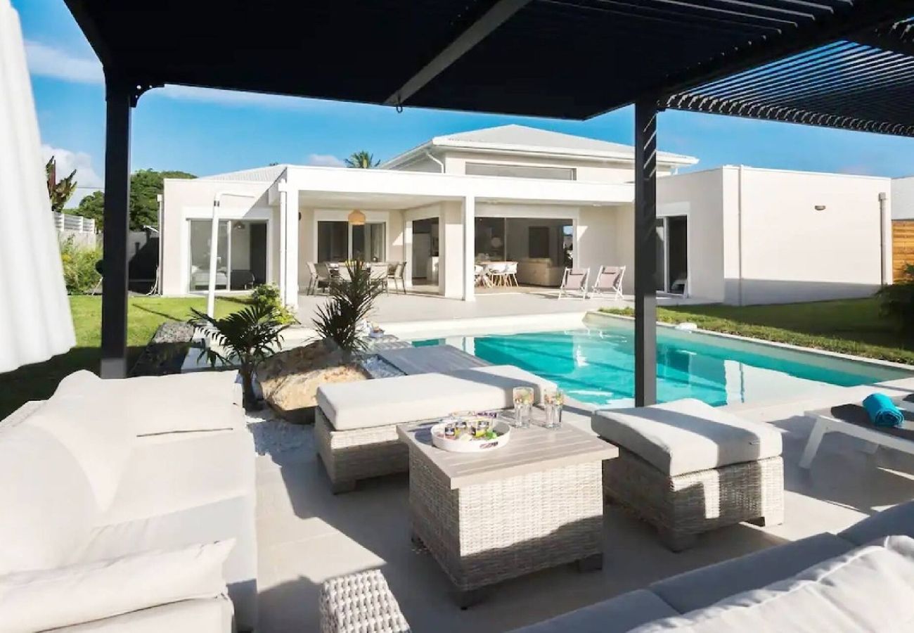Villa à Le Gosier - Villa Gosier ref G167E 4ch 8 pers piscine