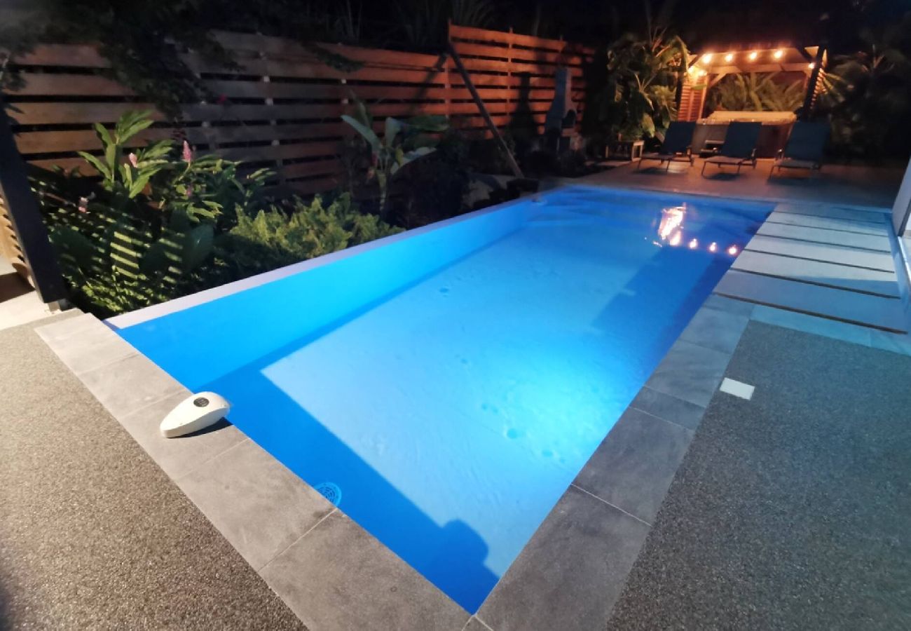 Villa à Sainte-Rose - Villa à Sainte Rose G156A piscine 3ch 8 pers