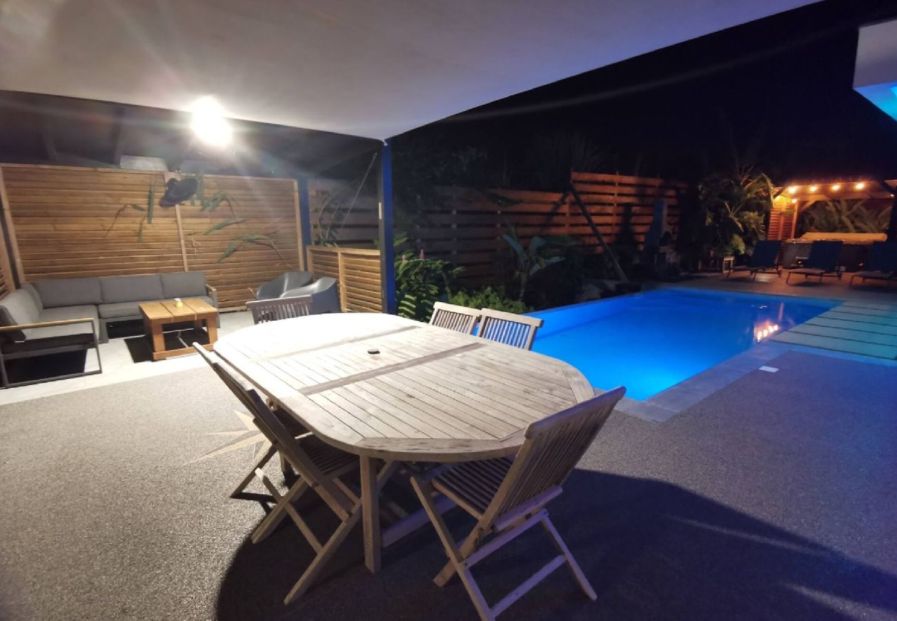 Villa à Sainte-Rose - Villa à Sainte Rose G156A piscine 3ch 8 pers