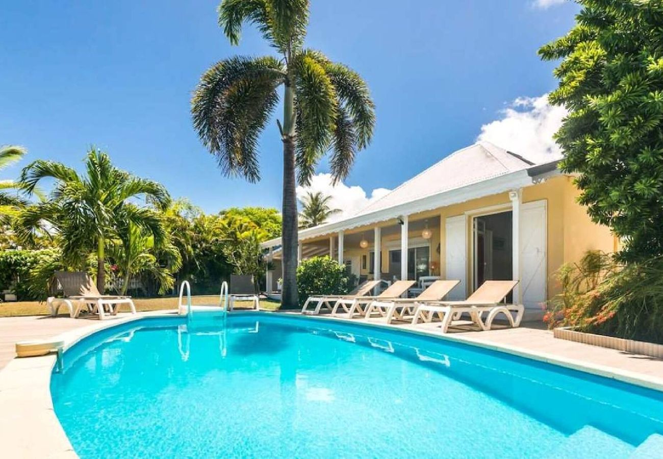 Villa à Sainte-Anne - Villa à Sainte Anne G166B 5 ch 12 pers piscine vue