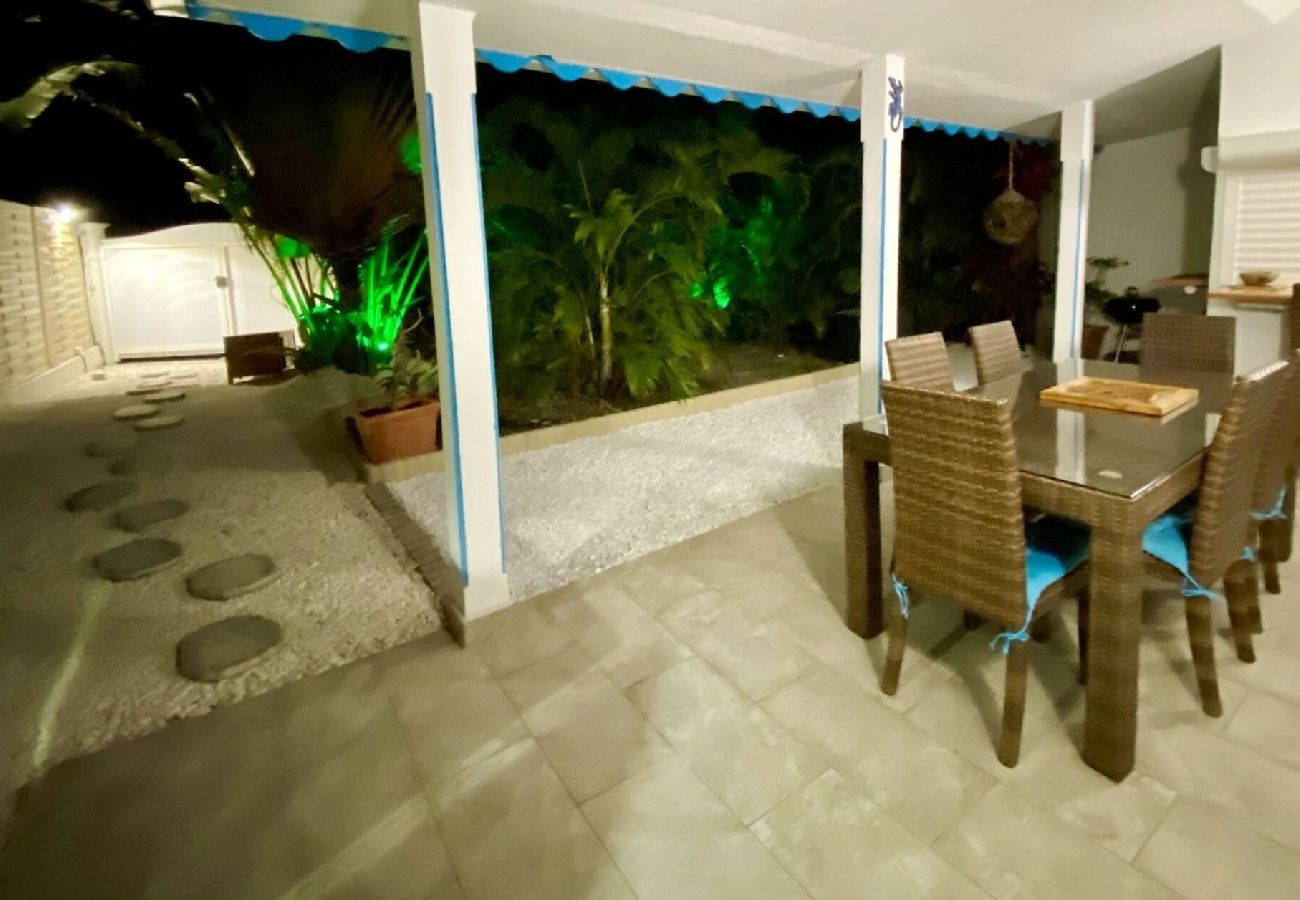 Villa à Saint-François - Villa ref G019 Saint François 1 ch piscine 4 pers