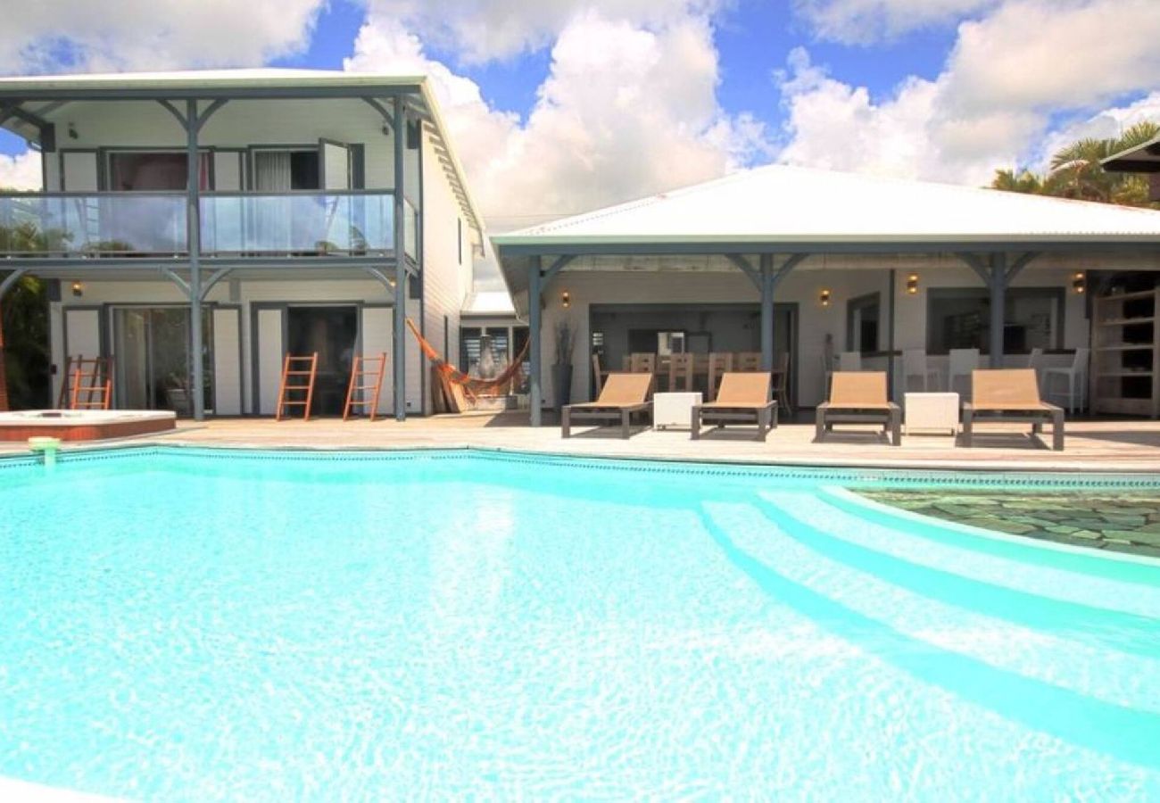 Villa à Sainte-Anne - Villa à Sainte Anne Ref G188 4 ch piscine vue mer