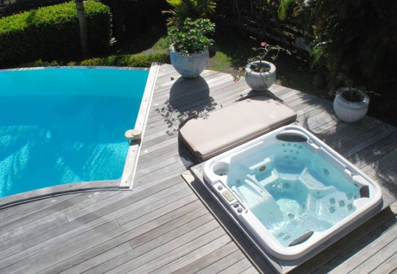 Villa à Sainte-Anne - Villa à Sainte Anne Ref G188 4 ch piscine vue mer