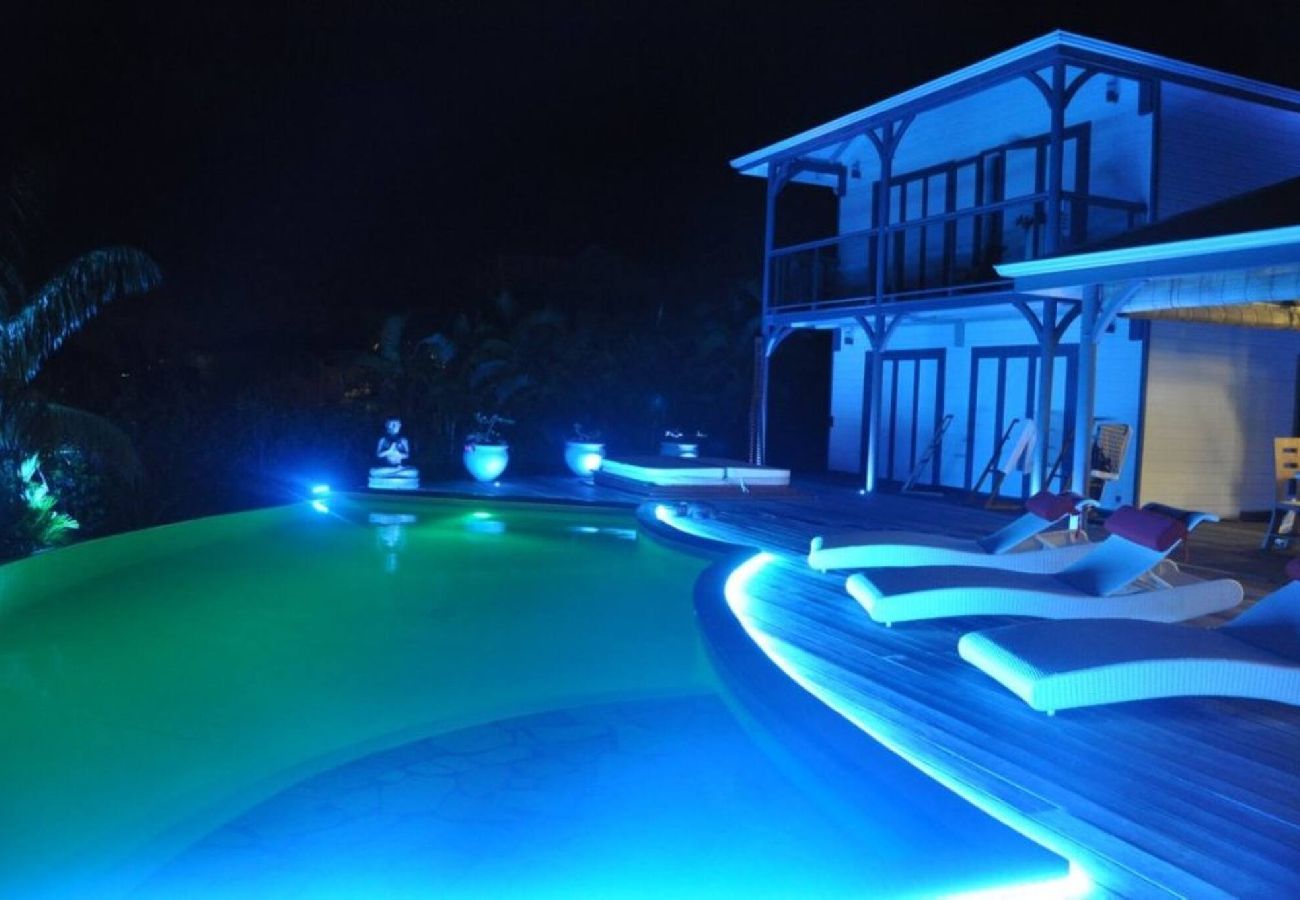 Villa à Sainte-Anne - Villa à Sainte Anne Ref G188 4 ch piscine vue mer