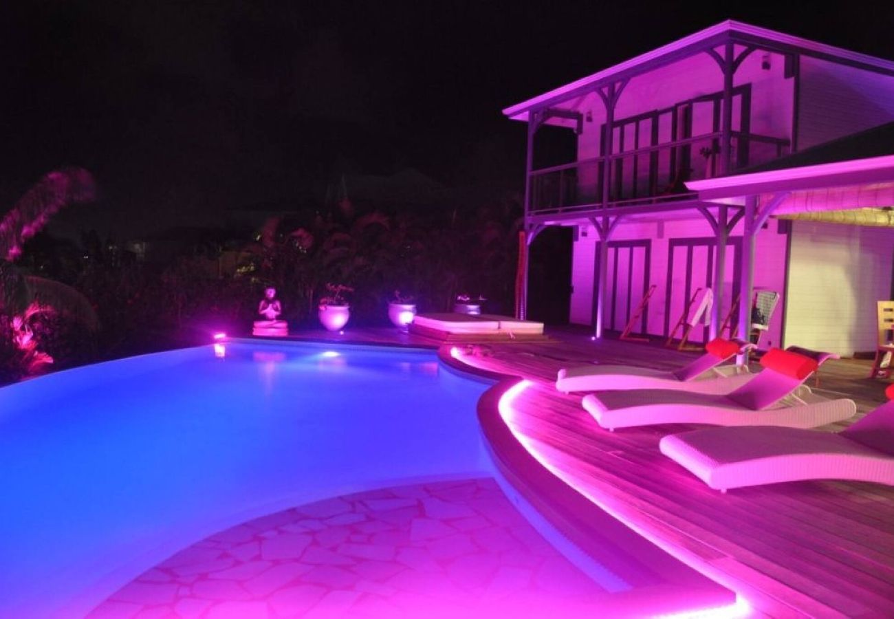 Villa à Sainte-Anne - Villa à Sainte Anne Ref G188 4 ch piscine vue mer