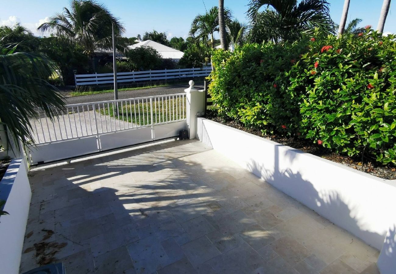 Villa à Saint-François - Villa à Saint François G136 - 3 ch piscine 8 pers