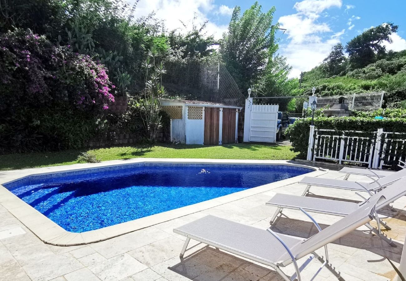 Villa à Sainte-Anne - Villa à Sainte Anne Ref M096 2 chambres piscine