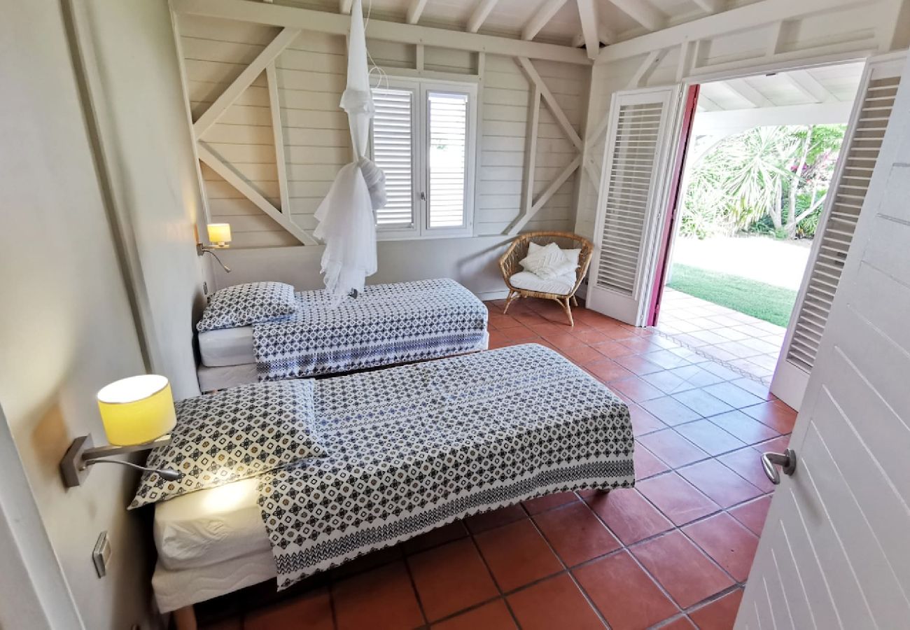 Villa à Saint-François - Villa à Saint François G158C 4 ch piscine privée