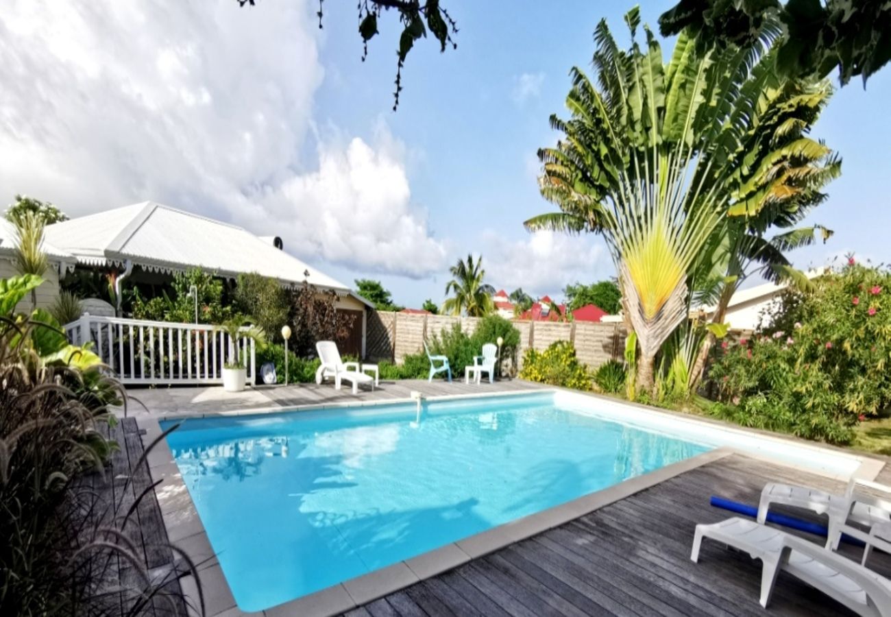 Bungalow à Le Marin - Bungalow au Marin en Martinique - Ref : M020 4 per
