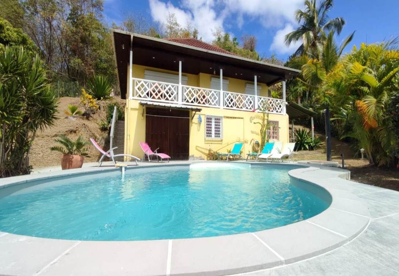 Villa à Sainte-Anne - Villa à Sainte Anne en Martinique - Ref : M043