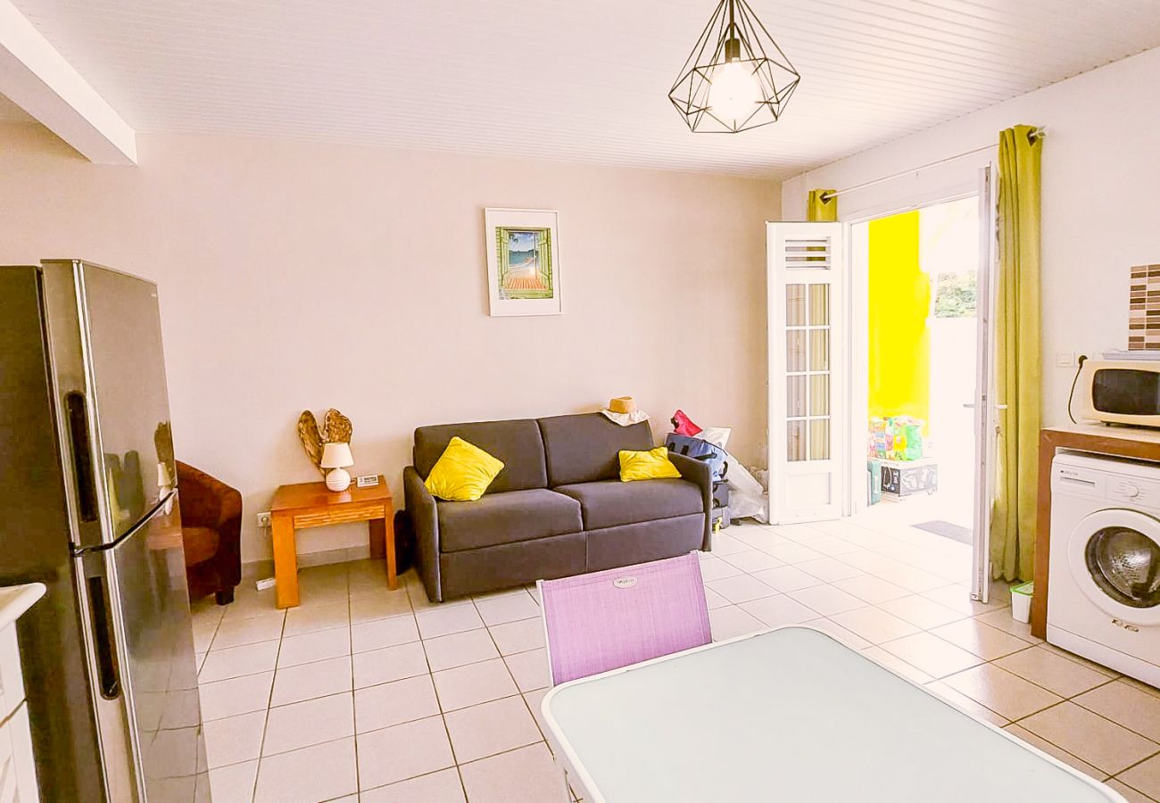 Bungalow à Le Diamant - Bungalow au Diamant en Martinique - Ref : M029B