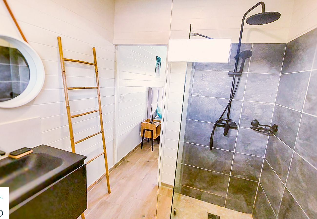 Villa à Le Diamant - Villa 3 chambres avec piscine au Diamant M136