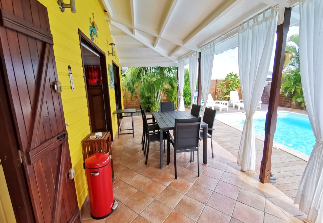 Villa à Le Diamant - Villa au Diamant en Martinique - Ref : M044