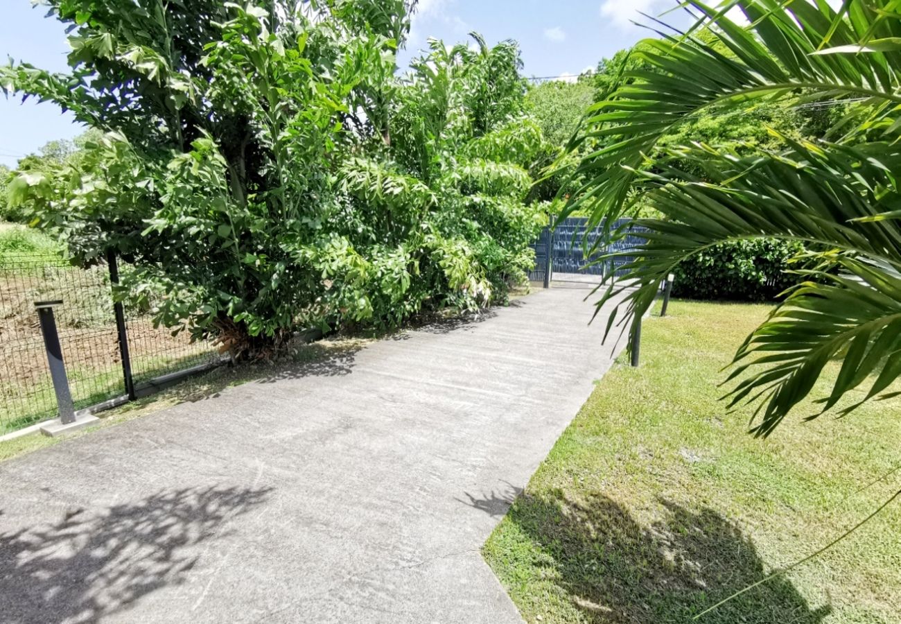 Villa à Le Diamant - Villa au Diamant en Martinique - Ref : M046C