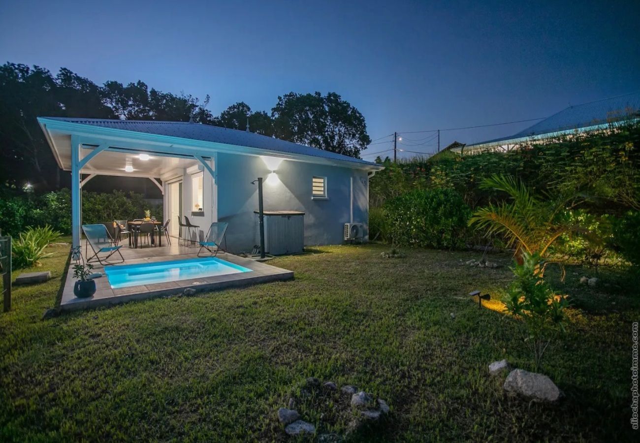 Villa à Le Diamant - Villa au Diamant en Martinique - Ref : M046B
