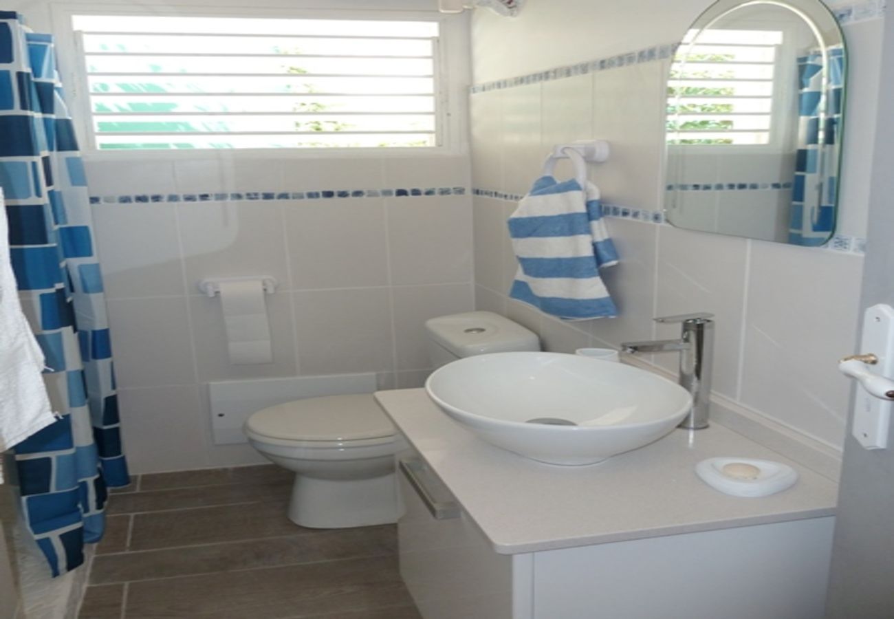 Villa à Le Diamant - Villa au Diamant en Martinique - Ref : M040