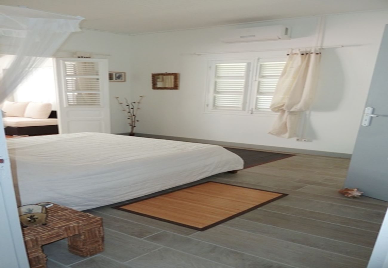 Villa à Le Diamant - Villa au Diamant en Martinique - Ref : M040