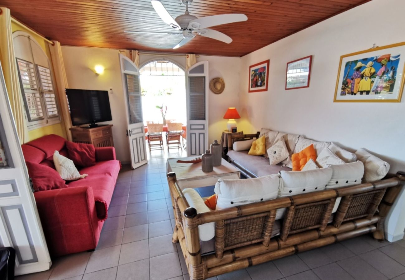 Villa à Sainte-Anne - Villa à Sainte Anne en Martinique - Ref : M045
