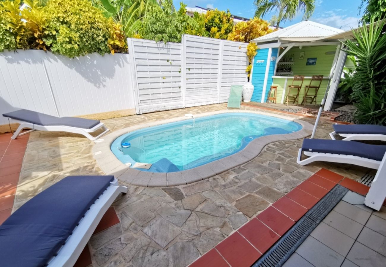 Villa à Sainte-Anne - Villa à Sainte Anne en Martinique - Ref : M045