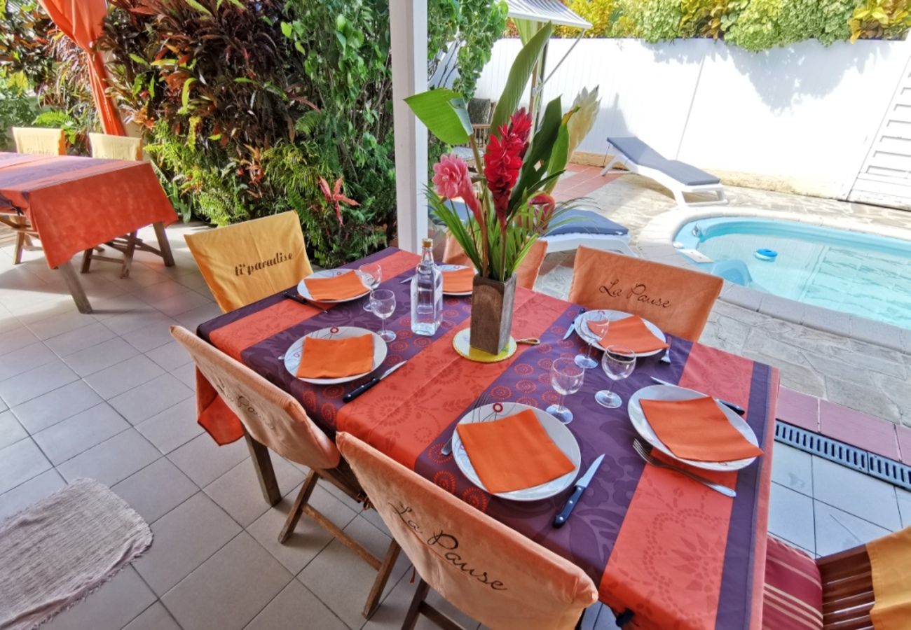 Villa à Sainte-Anne - Villa à Sainte Anne en Martinique - Ref : M045