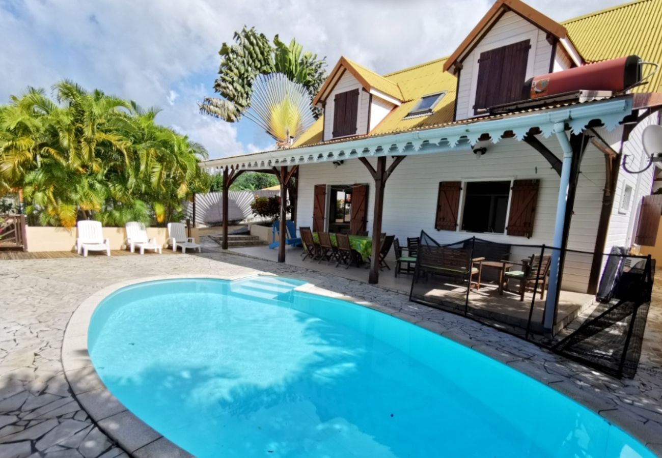Villa à Sainte-Luce - Villa à Sainte Luce en Martinique - Ref : M073