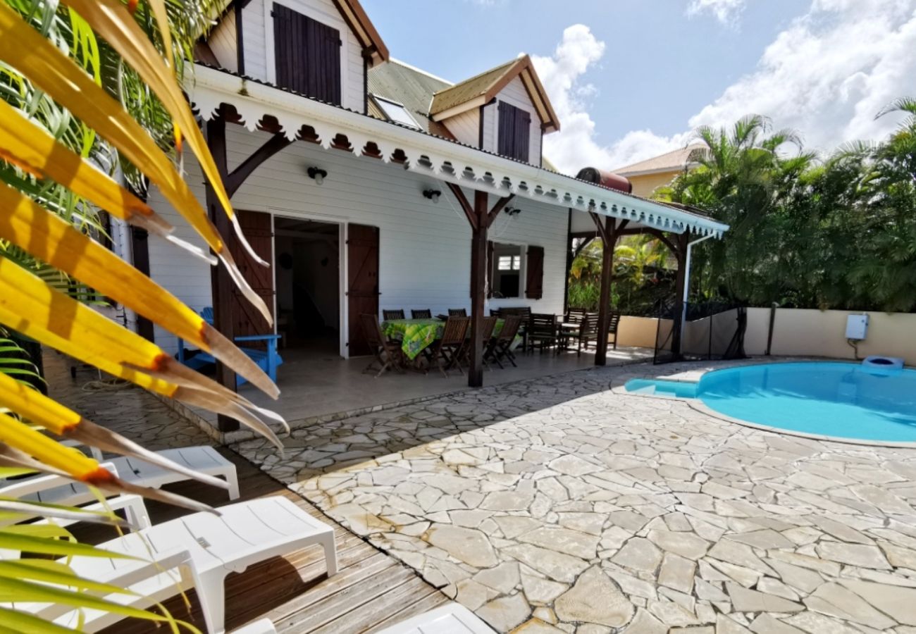 Villa à Sainte-Luce - Villa à Sainte Luce en Martinique - Ref : M073