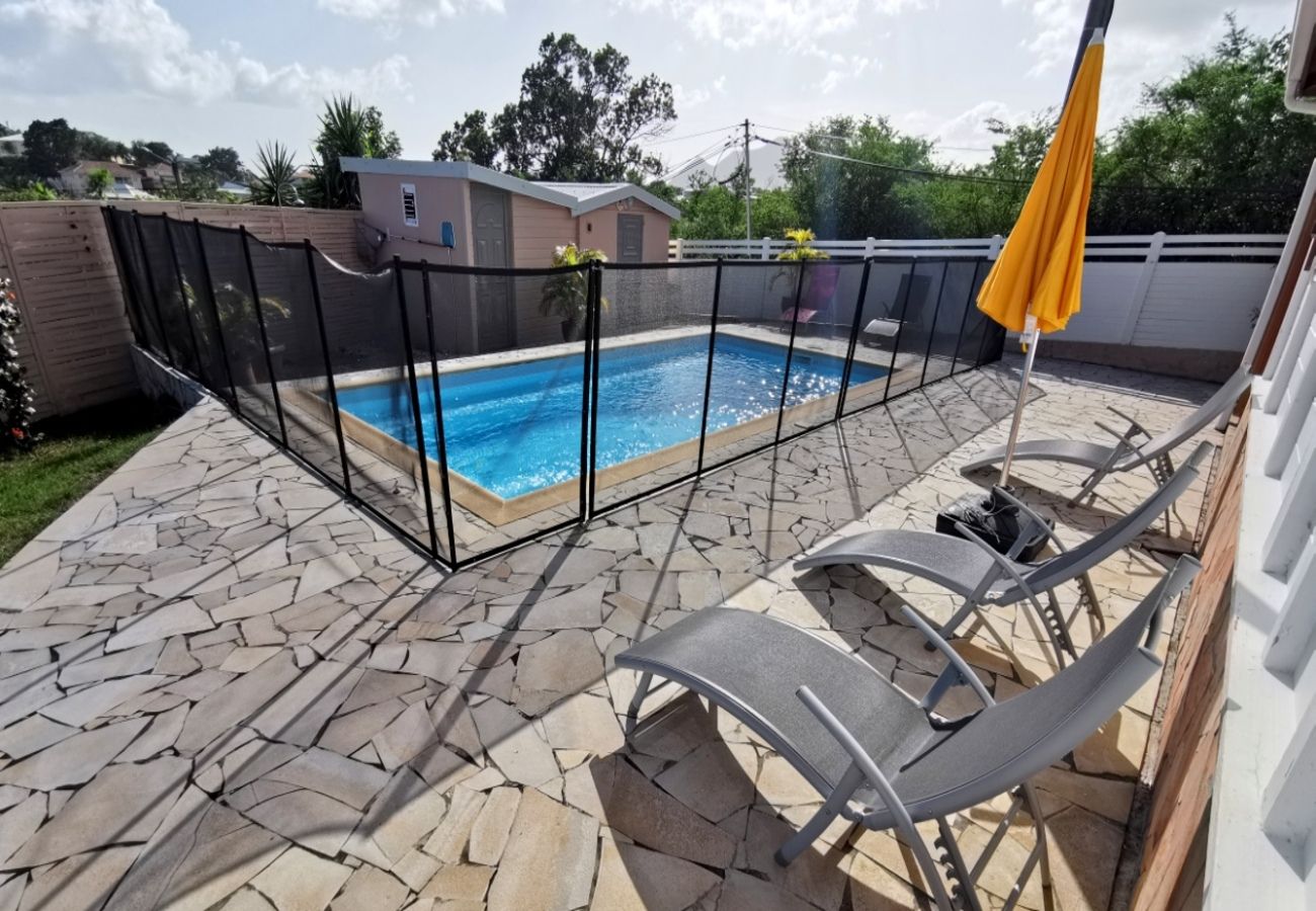 Villa à Le Diamant - Villa au Diamant en Martinique - Ref : M078