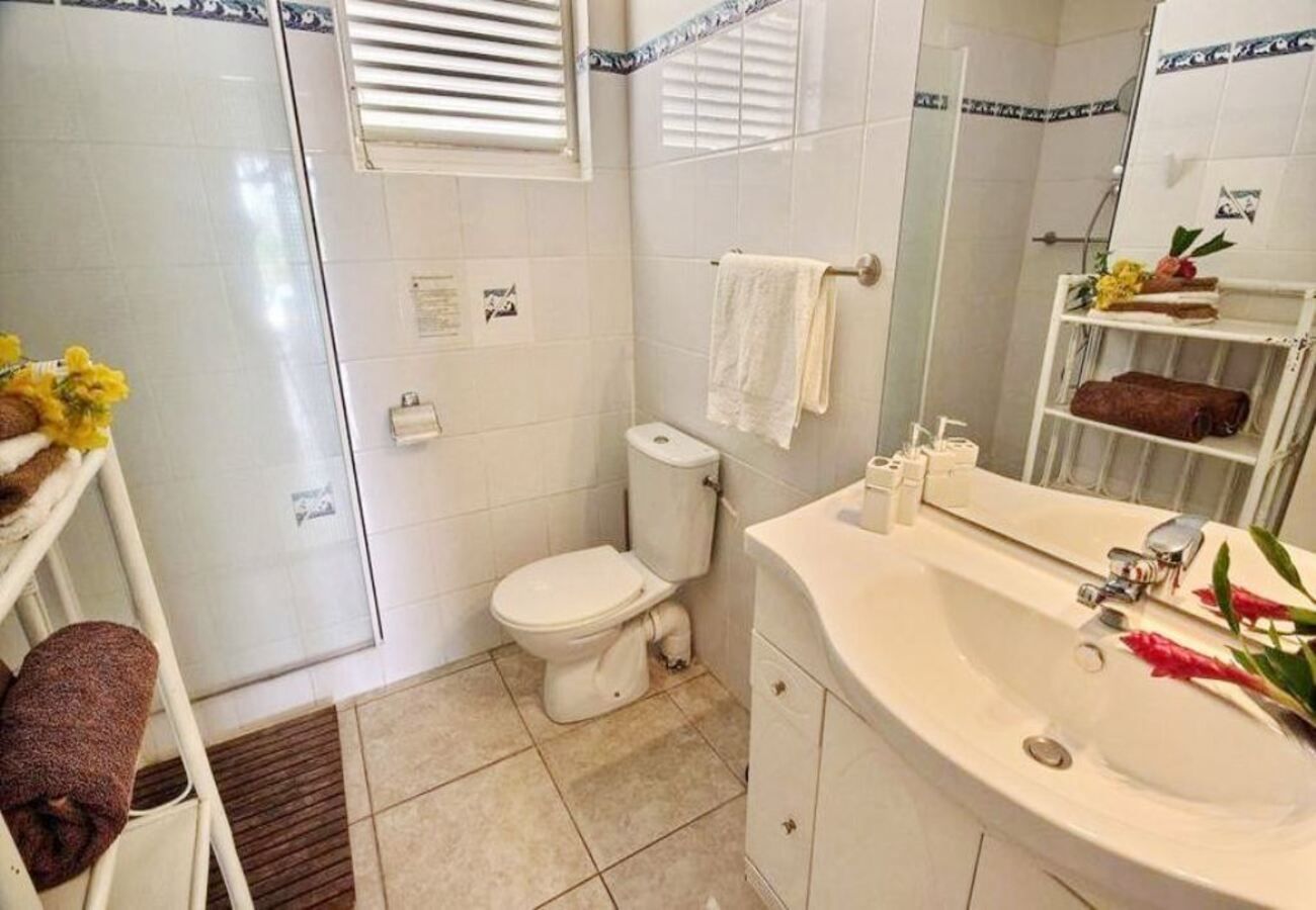 Villa à Sainte-Anne - Villa à Sainte Anne en Martinique - Ref : M082