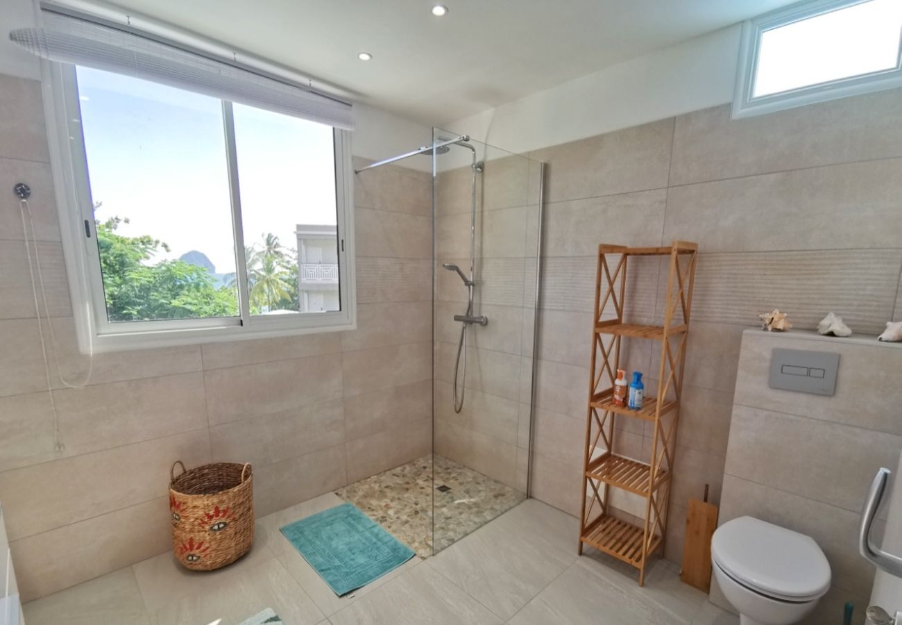 Villa à Le Diamant - Villa au Diamant en Martinique - Ref : M098