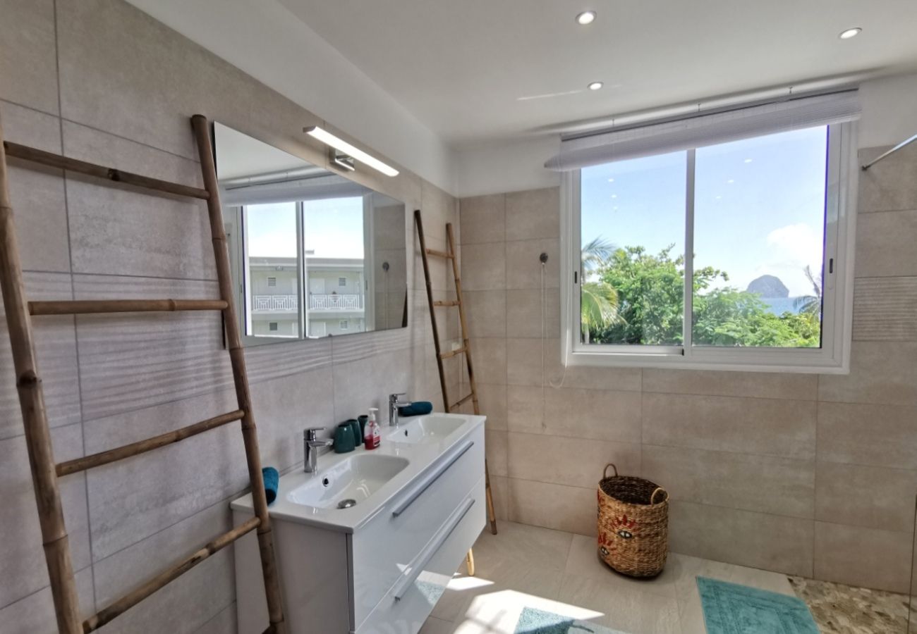Villa à Le Diamant - Villa au Diamant en Martinique - Ref : M098