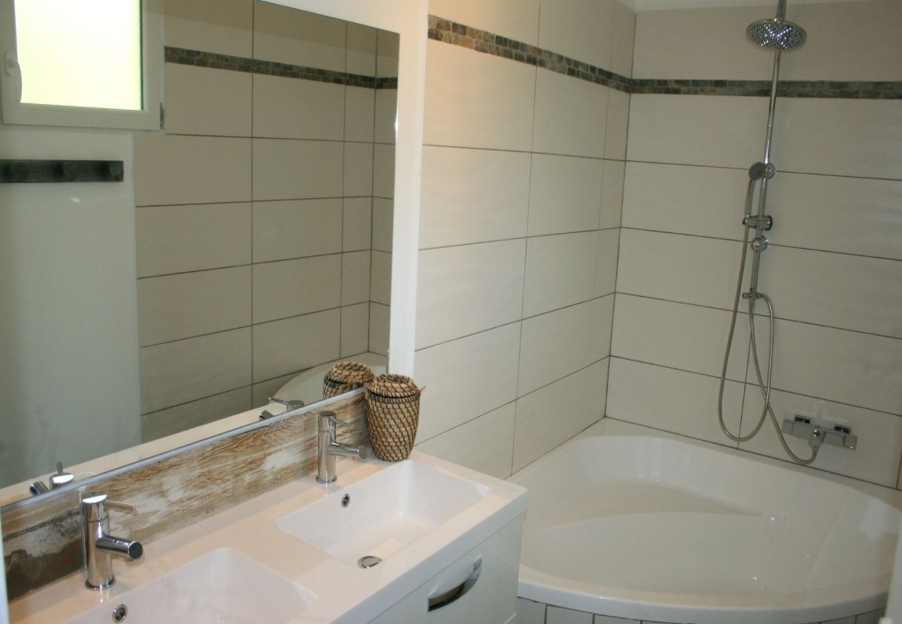 Villa à Le Diamant - Villa au Diamant en Martinique - Ref : M104
