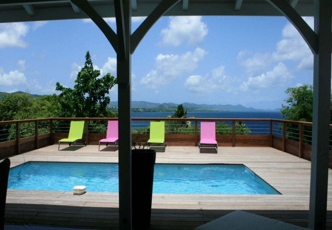 Villa à Le Diamant - Villa au Diamant en Martinique - Ref : M104