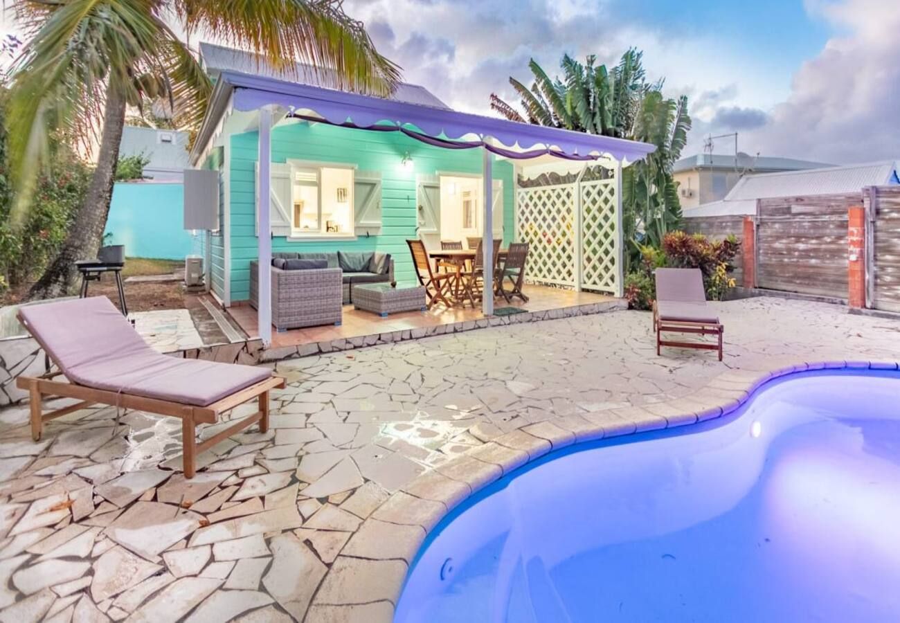 Villa à Sainte-Anne - Villa à Sainte Anne en Martinique - Ref : M135B
