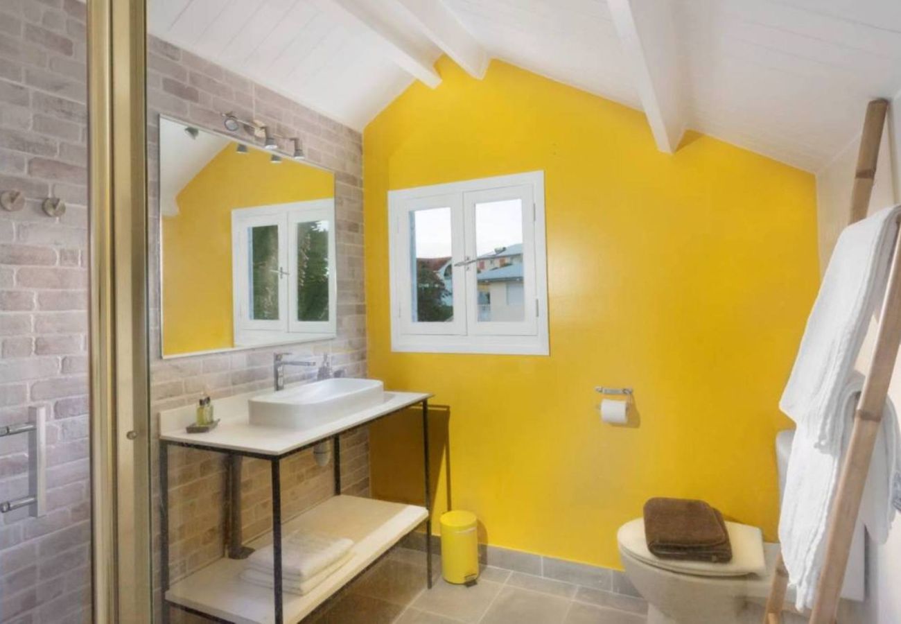 Villa à Sainte-Anne - Villa à Sainte Anne en Martinique - Ref : M135B