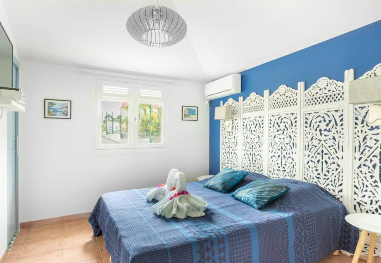 Villa à Sainte-Anne - Villa à Sainte Anne en Martinique - Ref : M135C