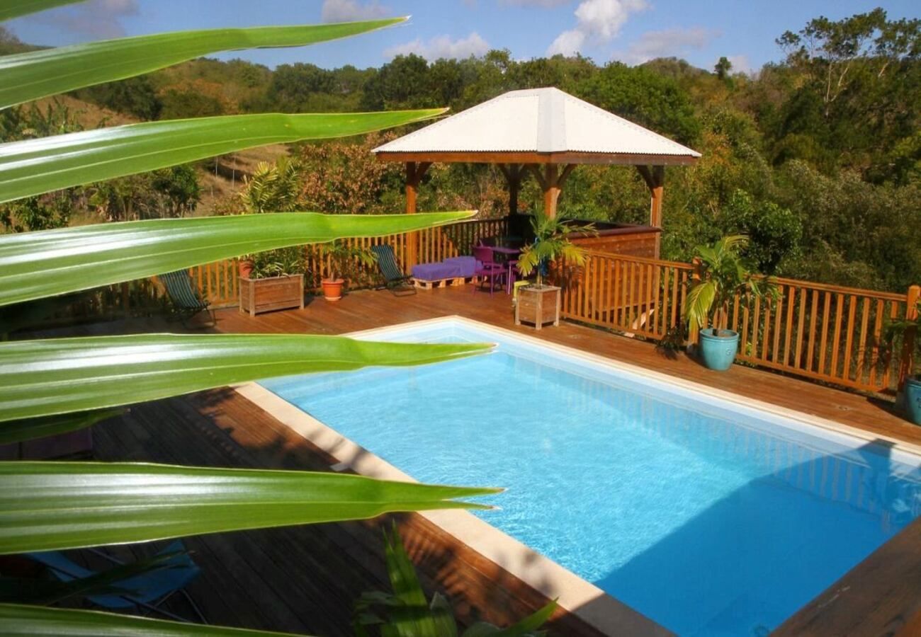 Villa à Sainte-Anne - Villa à Sainte Anne en Martinique - Ref : M141