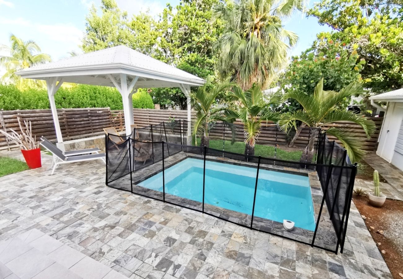 Villa à Le Diamant - Villa au Diamant en Martinique - Ref : M150