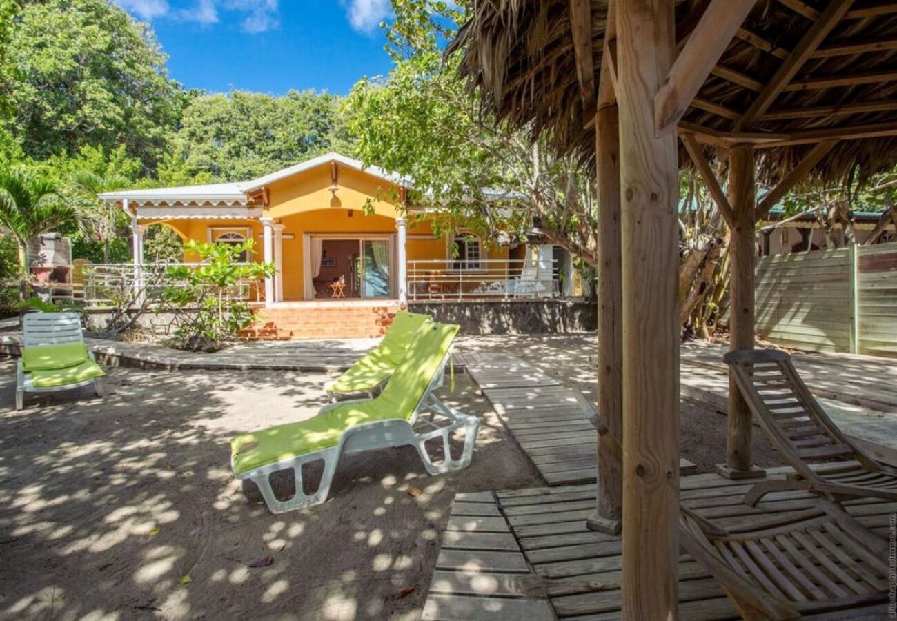 Villa à Le Diamant - Villa au Diamant en Martinique - Ref : M154