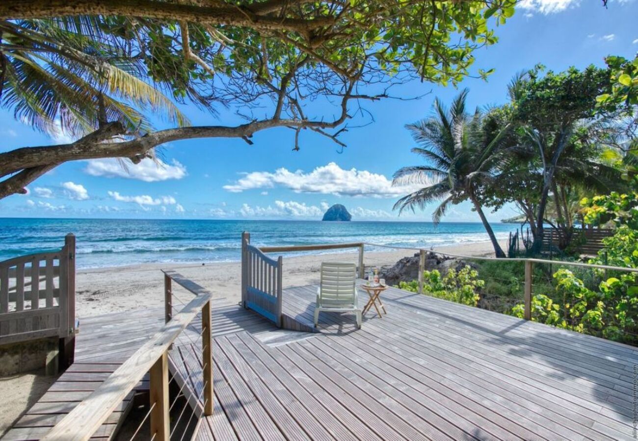 Villa à Le Diamant - Villa au Diamant en Martinique - Ref : M154