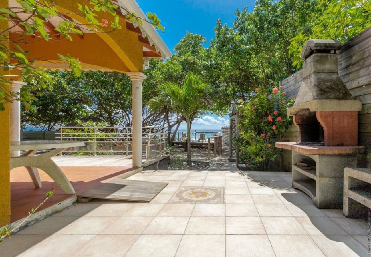 Villa à Le Diamant - Villa au Diamant en Martinique - Ref : M154