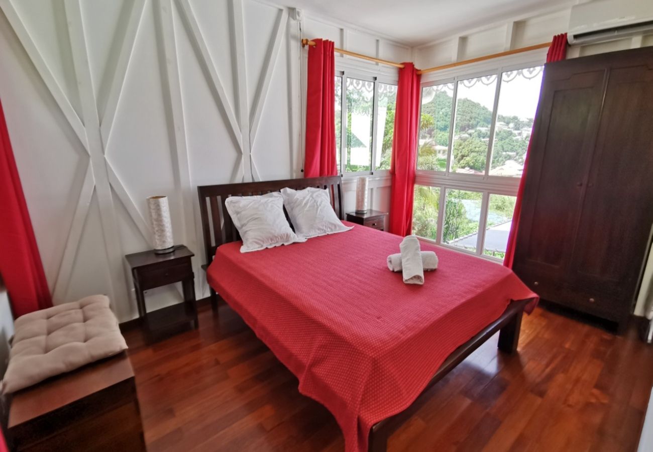 Villa à Les Trois-Ilets - Villa aux Trois Ilets en Martinique - Ref : M167