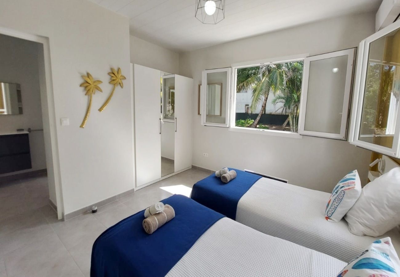 Villa à Le Diamant - Villa au Diamant en Martinique - Ref : M168